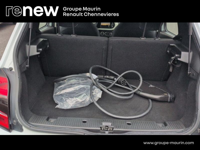 RENAULT Twingo d’occasion à vendre à CHENNEVIÈRES-SUR-MARNE chez ADP - SOVEA 94 (Photo 9)