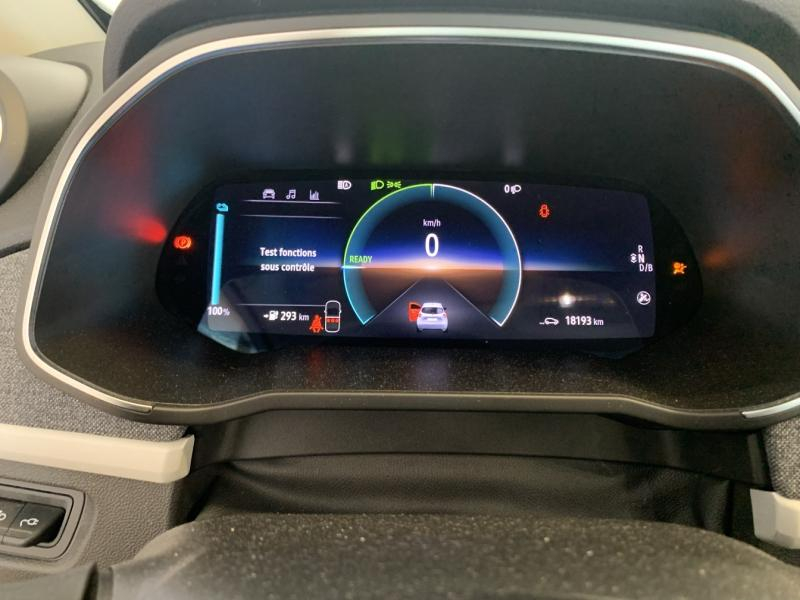 RENAULT Zoe d’occasion à vendre à CHENNEVIÈRES-SUR-MARNE chez ADP - SOVEA 94 (Photo 12)