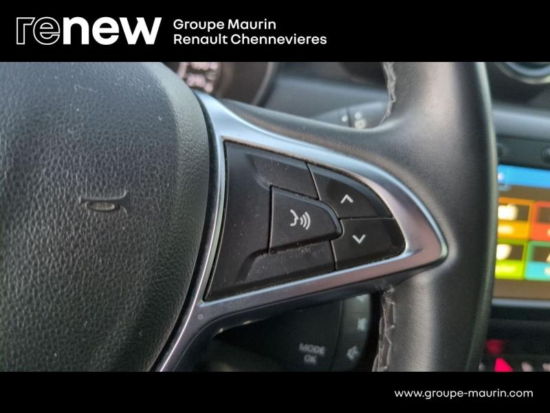 DACIA Duster d’occasion à vendre à CHENNEVIÈRES-SUR-MARNE chez ADP - SOVEA 94 (Photo 18)