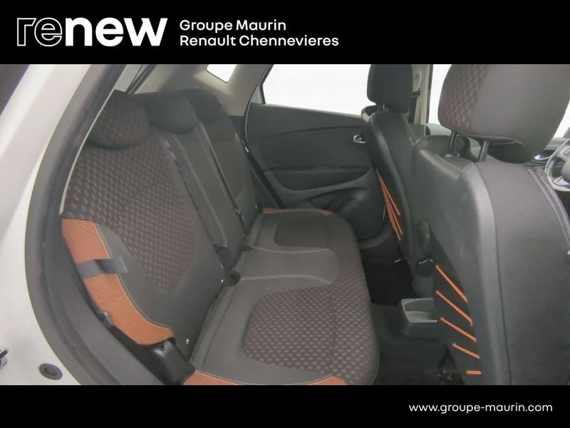 RENAULT Captur d’occasion à vendre à CHENNEVIÈRES-SUR-MARNE chez ADP - SOVEA 94 (Photo 17)