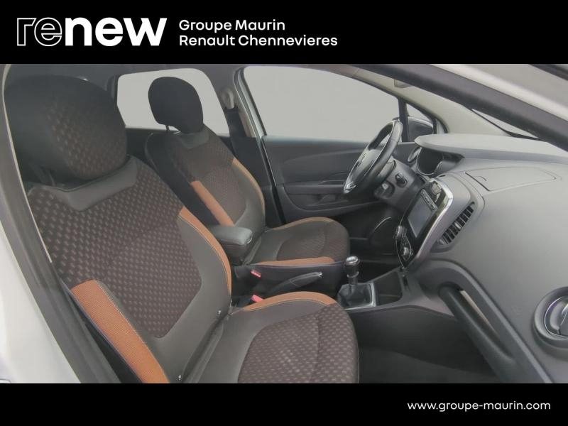 RENAULT Captur d’occasion à vendre à CHENNEVIÈRES-SUR-MARNE chez ADP - SOVEA 94 (Photo 18)