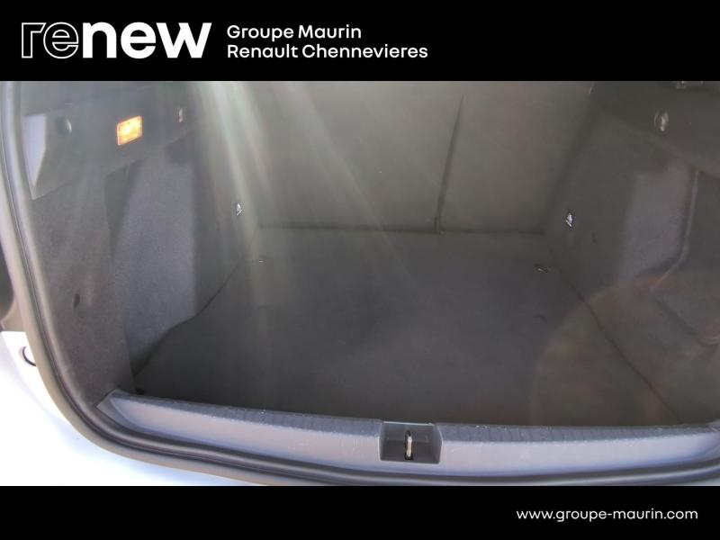 DACIA Duster d’occasion à vendre à CHENNEVIÈRES-SUR-MARNE chez ADP - SOVEA 94 (Photo 12)