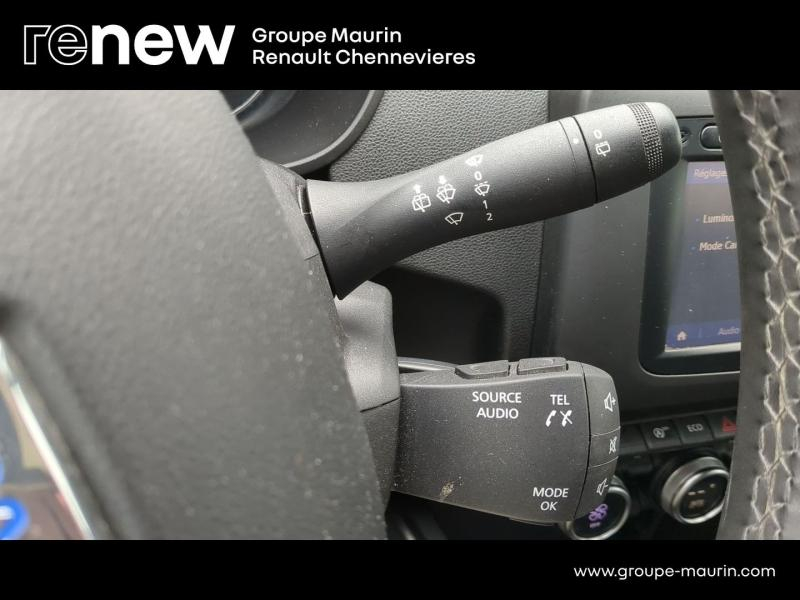 DACIA Duster d’occasion à vendre à CHENNEVIÈRES-SUR-MARNE chez ADP - SOVEA 94 (Photo 17)