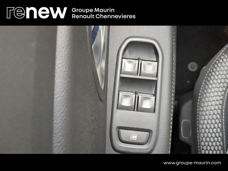 DACIA Duster d’occasion à vendre à CHENNEVIÈRES-SUR-MARNE chez ADP - SOVEA 94 (Photo 19)