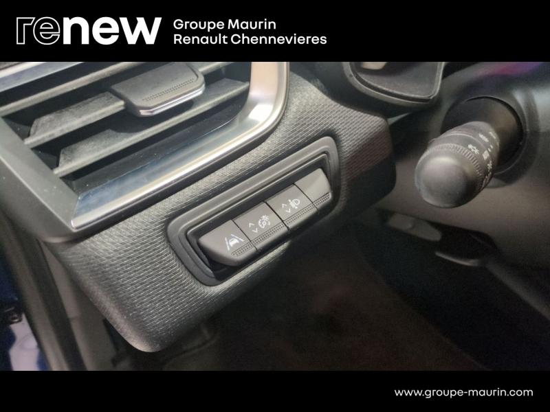 RENAULT Clio d’occasion à vendre à CHENNEVIÈRES-SUR-MARNE chez ADP - SOVEA 94 (Photo 15)