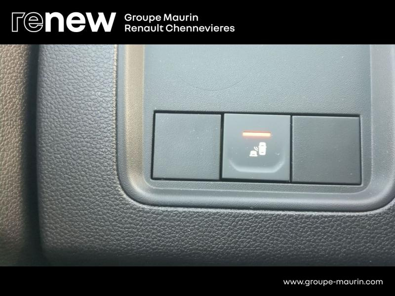 DACIA Duster d’occasion à vendre à CHENNEVIÈRES-SUR-MARNE chez ADP - SOVEA 94 (Photo 20)