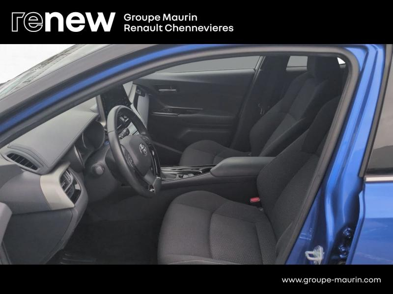 TOYOTA C-HR d’occasion à vendre à CHENNEVIÈRES-SUR-MARNE chez ADP - SOVEA 94 (Photo 10)
