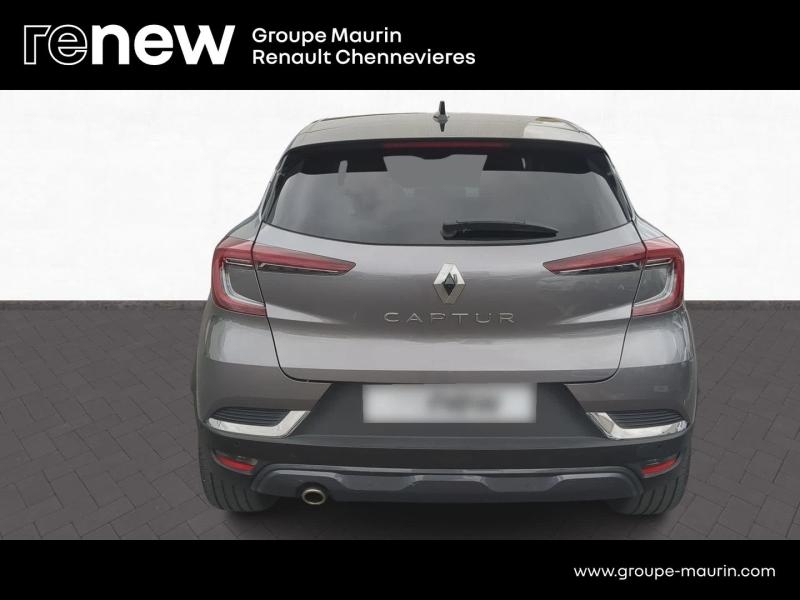 RENAULT Captur d’occasion à vendre à CHENNEVIÈRES-SUR-MARNE chez ADP - SOVEA 94 (Photo 6)