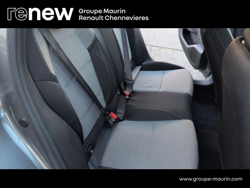 RENAULT Clio d’occasion à vendre à CHENNEVIÈRES-SUR-MARNE chez ADP - SOVEA 94 (Photo 16)