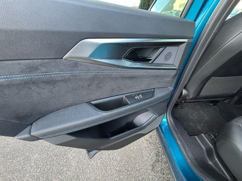 RENAULT Austral d’occasion à vendre à CHENNEVIÈRES-SUR-MARNE chez ADP - SOVEA 94 (Photo 16)