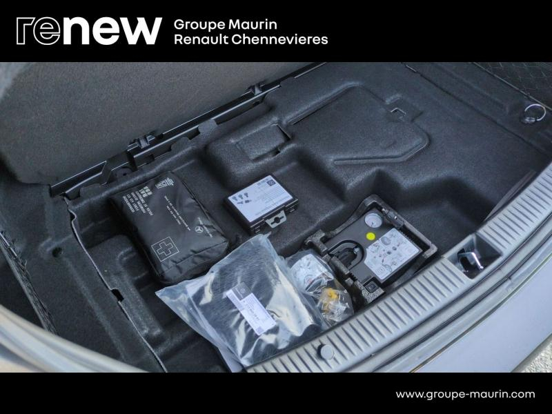 MERCEDES-BENZ Classe C d’occasion à vendre à CHENNEVIÈRES-SUR-MARNE chez ADP - SOVEA 94 (Photo 15)