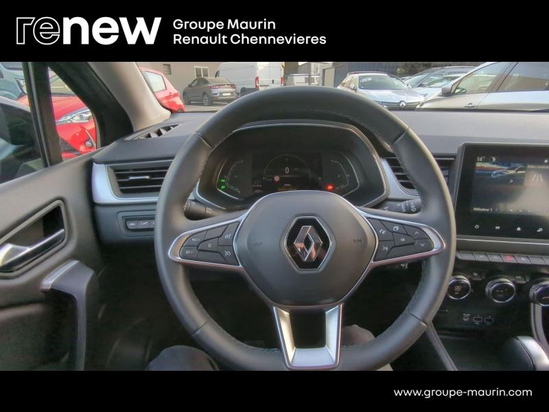 RENAULT Captur d’occasion à vendre à CHENNEVIÈRES-SUR-MARNE chez ADP - SOVEA 94 (Photo 14)