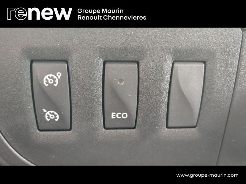 RENAULT Master Fg VUL d’occasion à vendre à CHENNEVIÈRES-SUR-MARNE chez ADP - SOVEA 94 (Photo 20)