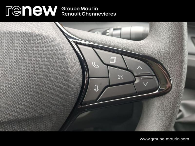 RENAULT Master Fg VUL d’occasion à vendre à CHENNEVIÈRES-SUR-MARNE chez ADP - SOVEA 94 (Photo 13)