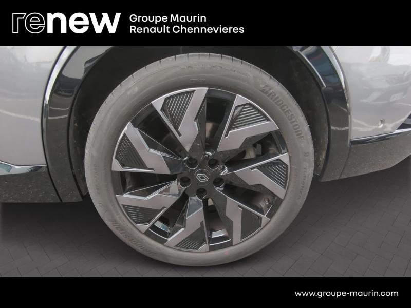 RENAULT  d’occasion à vendre à CHENNEVIÈRES-SUR-MARNE chez ADP - SOVEA 94 (Photo 9)