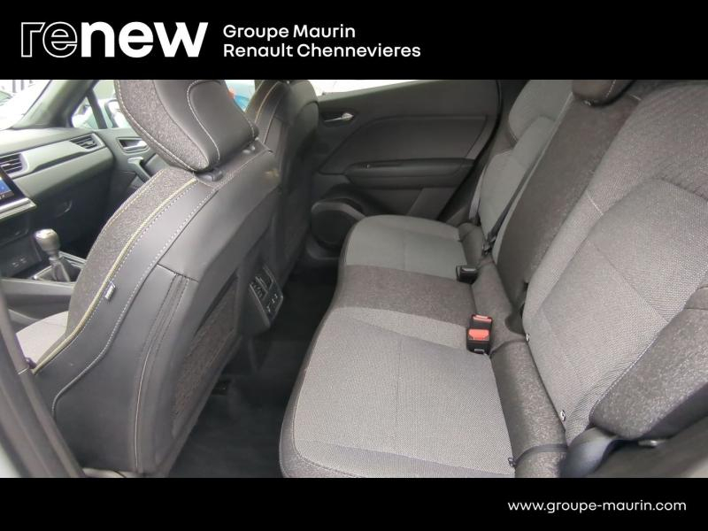 RENAULT Captur d’occasion à vendre à CHENNEVIÈRES-SUR-MARNE chez ADP - SOVEA 94 (Photo 10)