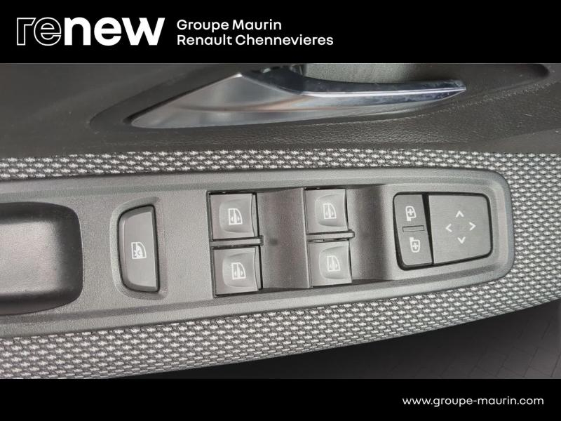 DACIA Sandero d’occasion à vendre à CHENNEVIÈRES-SUR-MARNE chez ADP - SOVEA 94 (Photo 18)