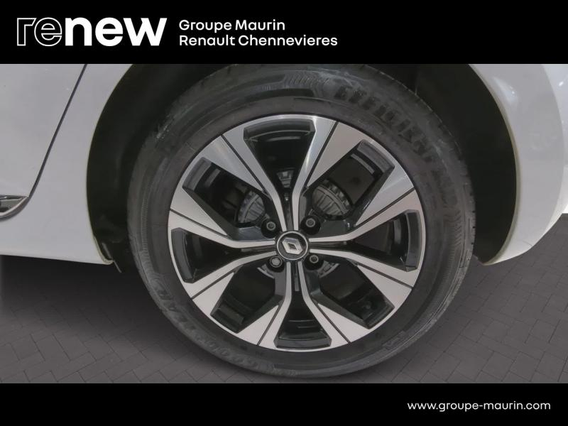 RENAULT Clio d’occasion à vendre à CHENNEVIÈRES-SUR-MARNE chez ADP - SOVEA 94 (Photo 12)