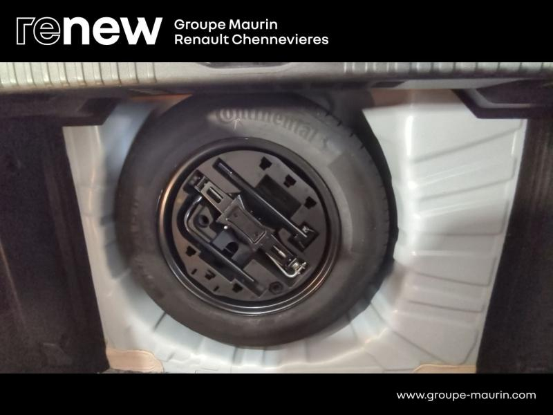 RENAULT Clio d’occasion à vendre à CHENNEVIÈRES-SUR-MARNE chez ADP - SOVEA 94 (Photo 17)