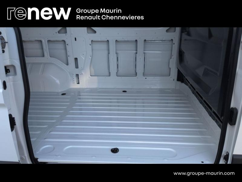 RENAULT Master Fg VUL d’occasion à vendre à CHENNEVIÈRES-SUR-MARNE chez ADP - SOVEA 94 (Photo 16)