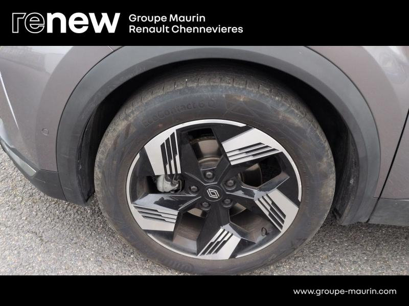 RENAULT  d’occasion à vendre à CHENNEVIÈRES-SUR-MARNE chez ADP - SOVEA 94 (Photo 10)