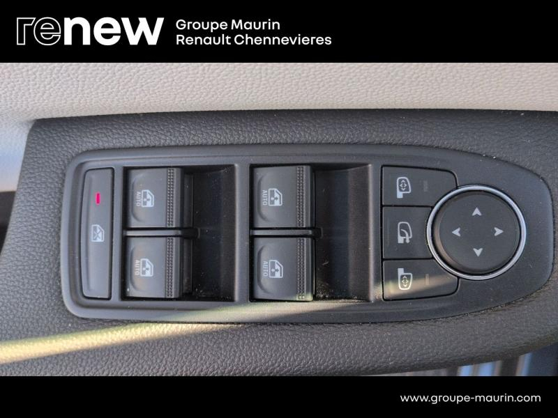 RENAULT Clio d’occasion à vendre à CHENNEVIÈRES-SUR-MARNE chez ADP - SOVEA 94 (Photo 20)