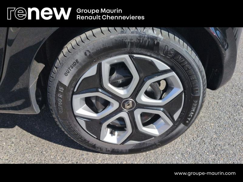 RENAULT Twingo d’occasion à vendre à CHENNEVIÈRES-SUR-MARNE chez ADP - SOVEA 94 (Photo 10)