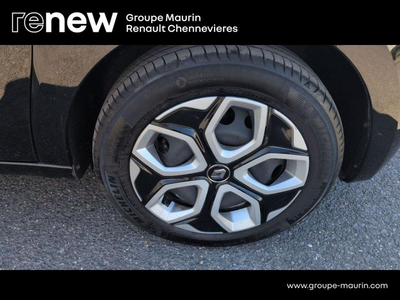 RENAULT Twingo d’occasion à vendre à CHENNEVIÈRES-SUR-MARNE chez ADP - SOVEA 94 (Photo 12)