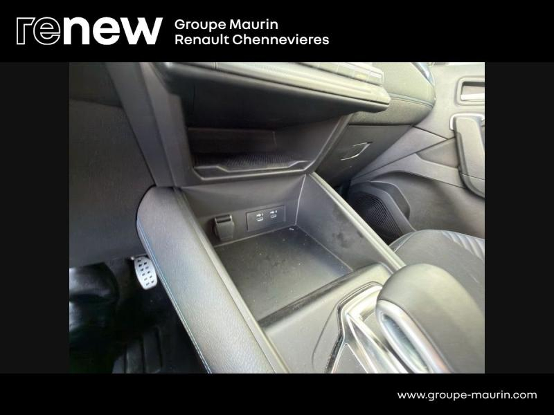 RENAULT  d’occasion à vendre à CHENNEVIÈRES-SUR-MARNE chez ADP - SOVEA 94 (Photo 8)