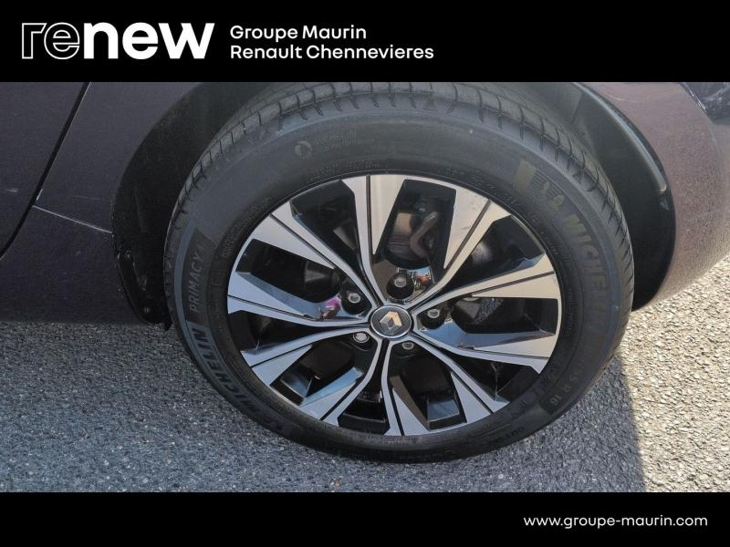 RENAULT Zoe d’occasion à vendre à CHENNEVIÈRES-SUR-MARNE chez ADP - SOVEA 94 (Photo 10)