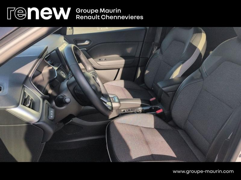 RENAULT Captur d’occasion à vendre à CHENNEVIÈRES-SUR-MARNE chez ADP - SOVEA 94 (Photo 17)