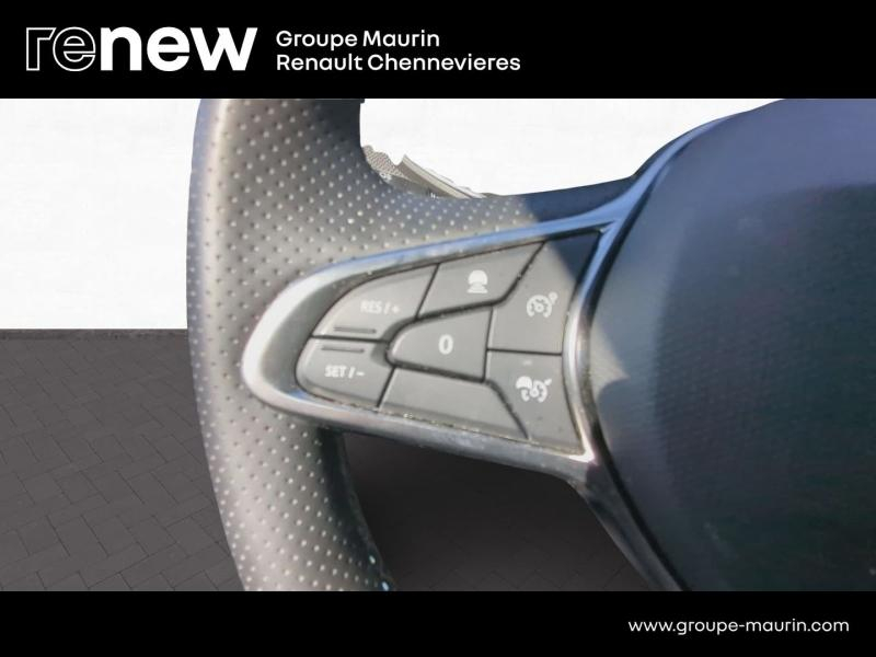 RENAULT Clio d’occasion à vendre à CHENNEVIÈRES-SUR-MARNE chez ADP - SOVEA 94 (Photo 15)
