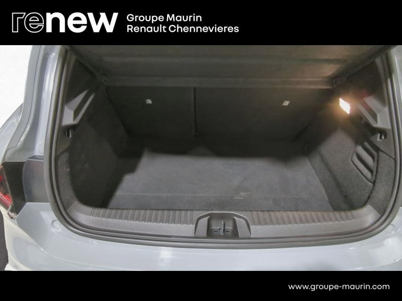 RENAULT Clio d’occasion à vendre à CHENNEVIÈRES-SUR-MARNE chez ADP - SOVEA 94 (Photo 11)