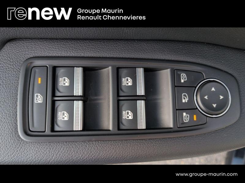 RENAULT Megane d’occasion à vendre à CHENNEVIÈRES-SUR-MARNE chez ADP - SOVEA 94 (Photo 19)