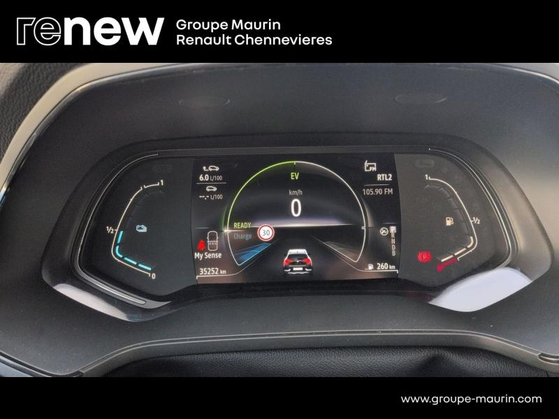 RENAULT Captur d’occasion à vendre à CHENNEVIÈRES-SUR-MARNE chez ADP - SOVEA 94 (Photo 12)