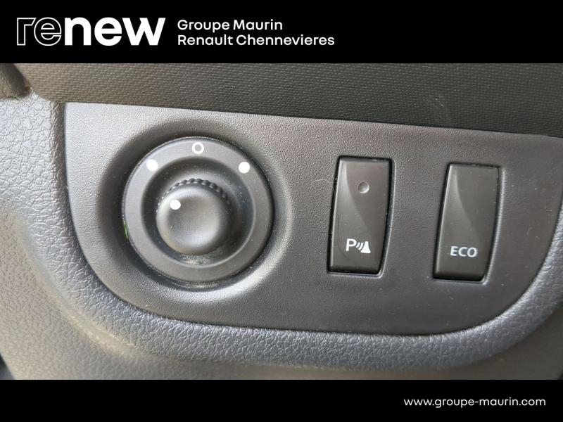 DACIA Sandero d’occasion à vendre à CHENNEVIÈRES-SUR-MARNE chez ADP - SOVEA 94 (Photo 16)