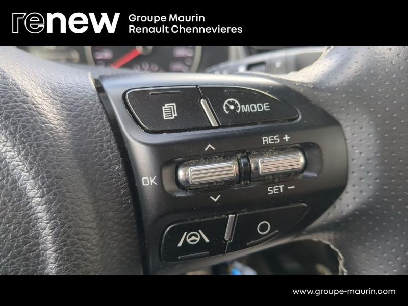 KIA Stonic d’occasion à vendre à CHENNEVIÈRES-SUR-MARNE chez ADP - SOVEA 94 (Photo 17)