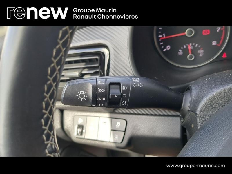 KIA Stonic d’occasion à vendre à CHENNEVIÈRES-SUR-MARNE chez ADP - SOVEA 94 (Photo 18)