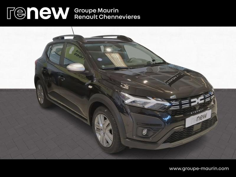 DACIA Sandero d’occasion à vendre à CHENNEVIÈRES-SUR-MARNE chez ADP - SOVEA 94 (Photo 3)