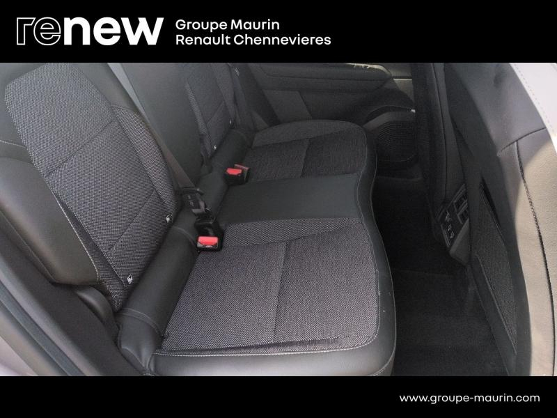 RENAULT Captur d’occasion à vendre à CHENNEVIÈRES-SUR-MARNE chez ADP - SOVEA 94 (Photo 10)