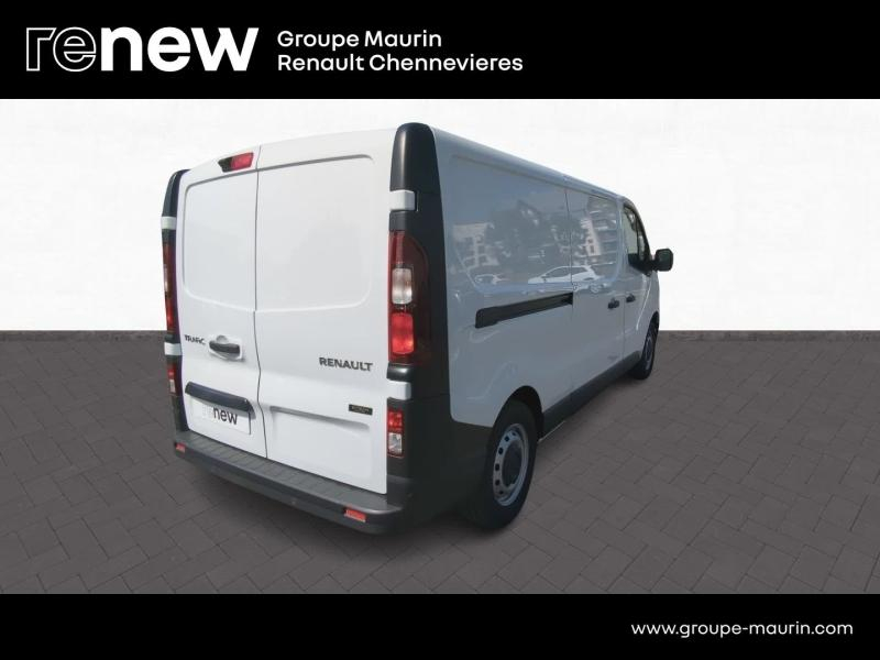 RENAULT Trafic Fg VUL d’occasion à vendre à CHENNEVIÈRES-SUR-MARNE chez ADP - SOVEA 94 (Photo 5)