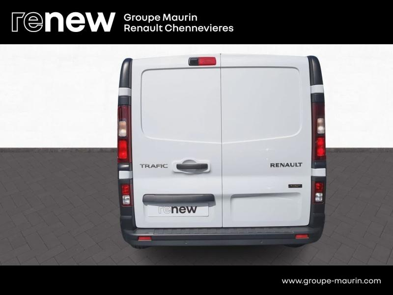 RENAULT Trafic Fg VUL d’occasion à vendre à CHENNEVIÈRES-SUR-MARNE chez ADP - SOVEA 94 (Photo 6)