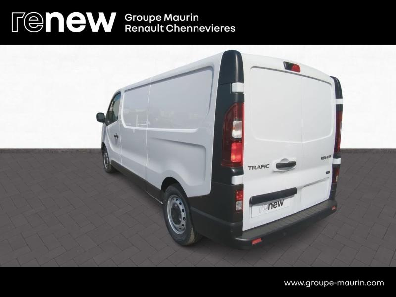 RENAULT Trafic Fg VUL d’occasion à vendre à CHENNEVIÈRES-SUR-MARNE chez ADP - SOVEA 94 (Photo 7)