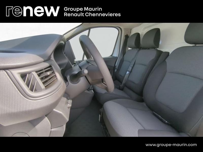 RENAULT Trafic Fg VUL d’occasion à vendre à CHENNEVIÈRES-SUR-MARNE chez ADP - SOVEA 94 (Photo 17)