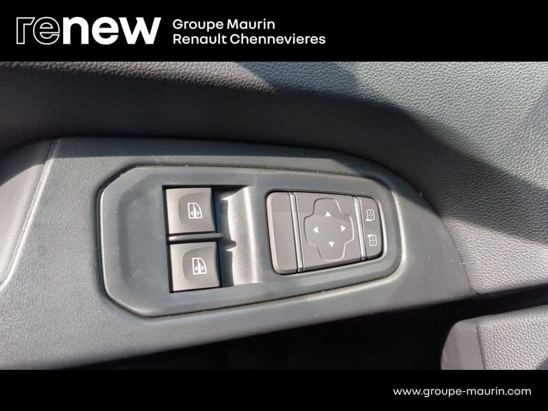 RENAULT Trafic Fg VUL d’occasion à vendre à CHENNEVIÈRES-SUR-MARNE chez ADP - SOVEA 94 (Photo 18)