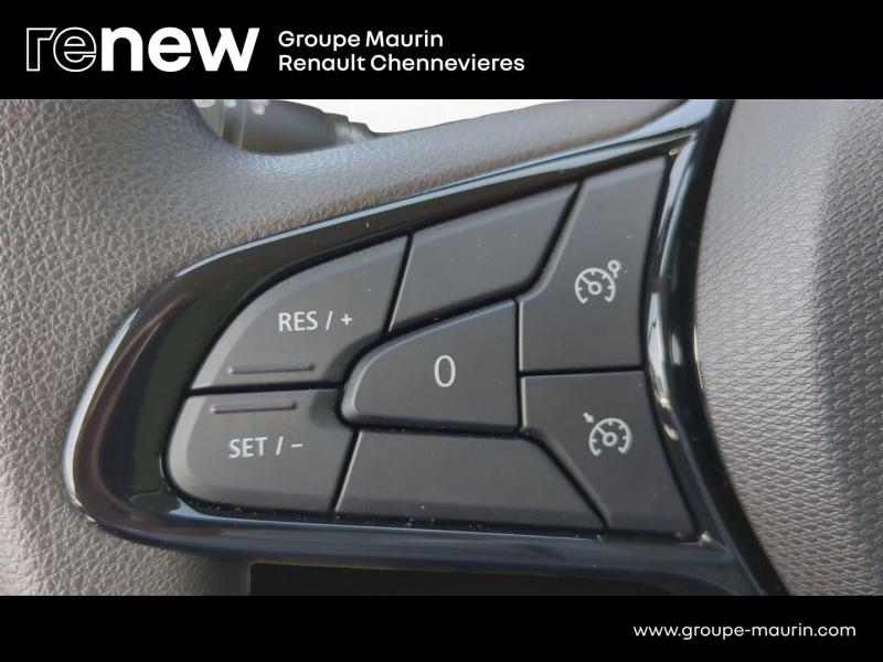 RENAULT Trafic Fg VUL d’occasion à vendre à CHENNEVIÈRES-SUR-MARNE chez ADP - SOVEA 94 (Photo 20)