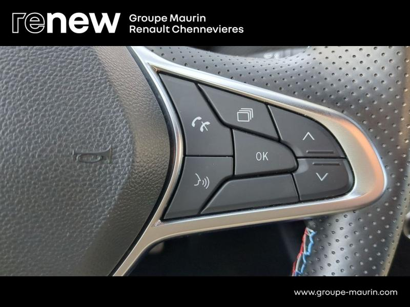 RENAULT Clio d’occasion à vendre à CHENNEVIÈRES-SUR-MARNE chez ADP - SOVEA 94 (Photo 17)