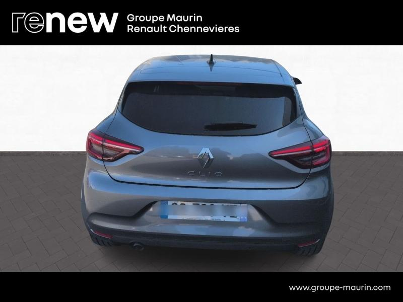 RENAULT Clio d’occasion à vendre à CHENNEVIÈRES-SUR-MARNE chez ADP - SOVEA 94 (Photo 6)