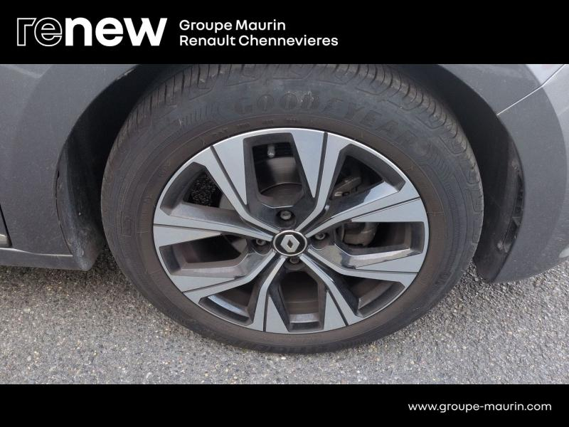 RENAULT Clio d’occasion à vendre à CHENNEVIÈRES-SUR-MARNE chez ADP - SOVEA 94 (Photo 11)