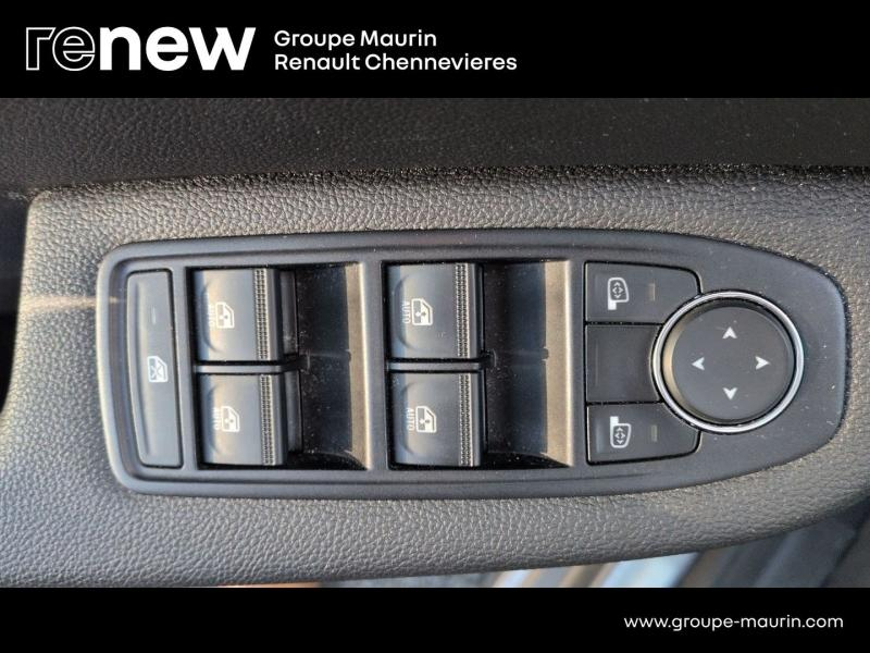 RENAULT Clio d’occasion à vendre à CHENNEVIÈRES-SUR-MARNE chez ADP - SOVEA 94 (Photo 18)